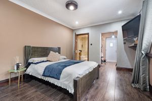 Photo 26- click for photo gallery